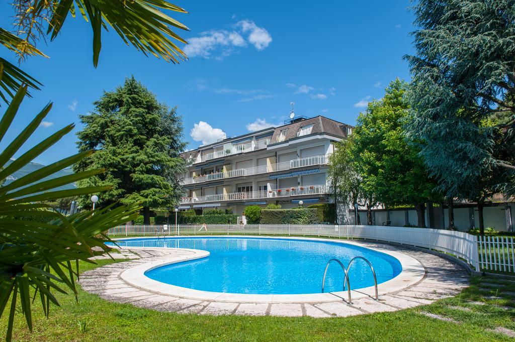 Casa Cristini Apartment Marone Bagian luar foto